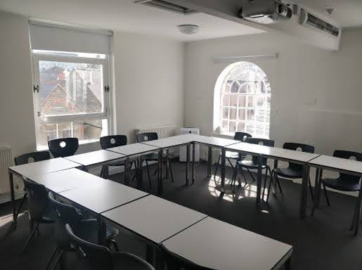 Classroom Eurocentres Cambridge 